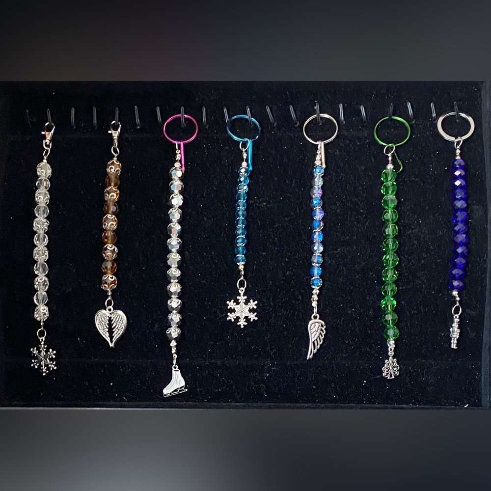 NEW  Angel wings key chain!  FINAL